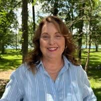 Connie Dunn headshot