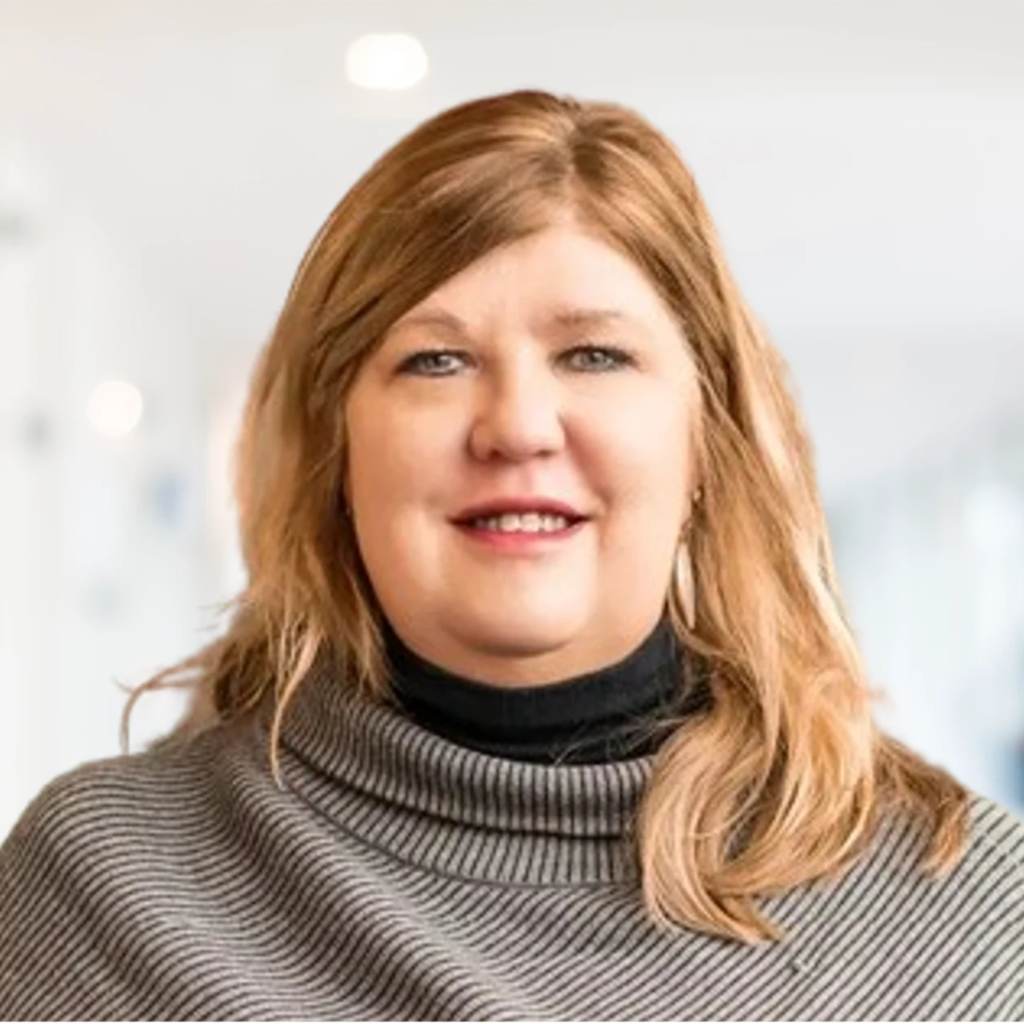 Nicole Reimerheadshot image