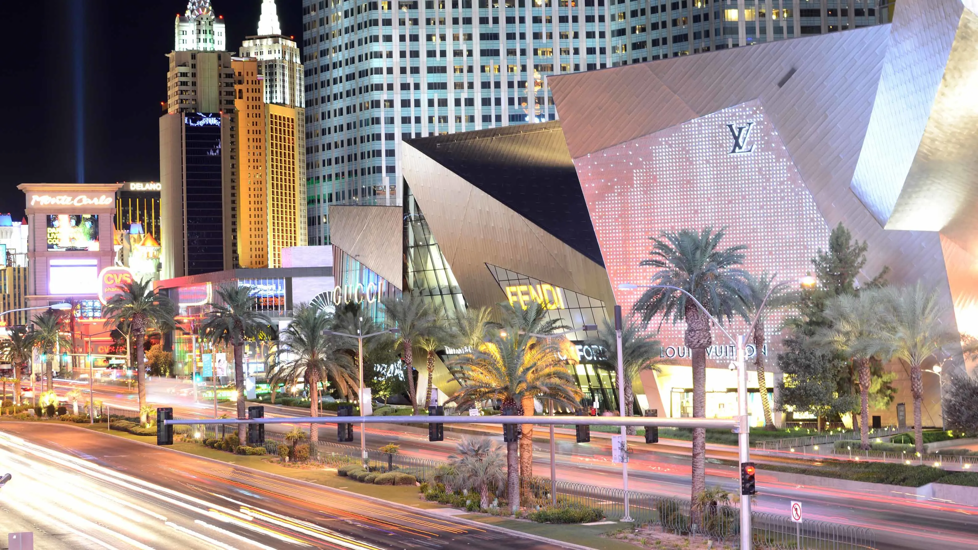 Las Vegas Shopper's Guide To Malls On The Strip 