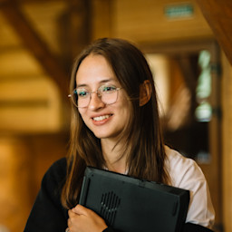Vlada Samchuk