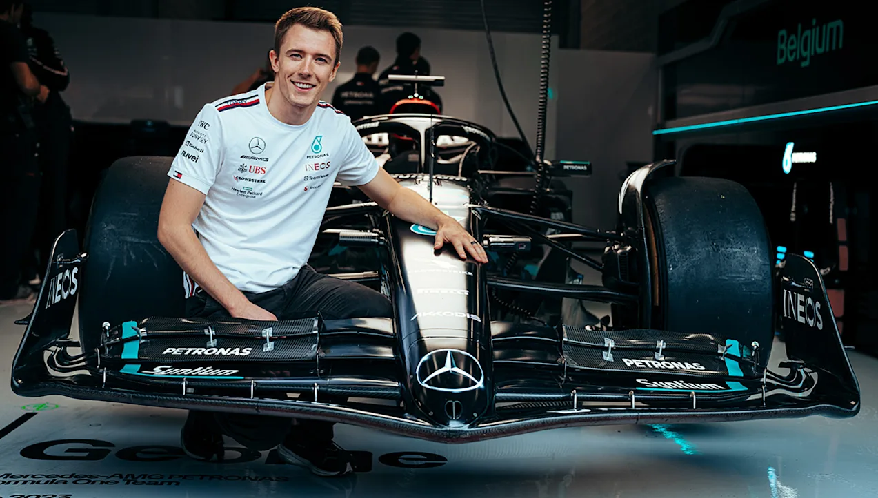 00 Frederik Vesti Mercedes-AMG-F1-top