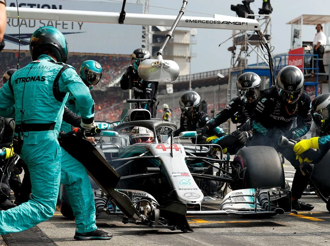 INSIGHT: Chasing Pit Stop Perfection - Mercedes-AMG PETRONAS F1 Team