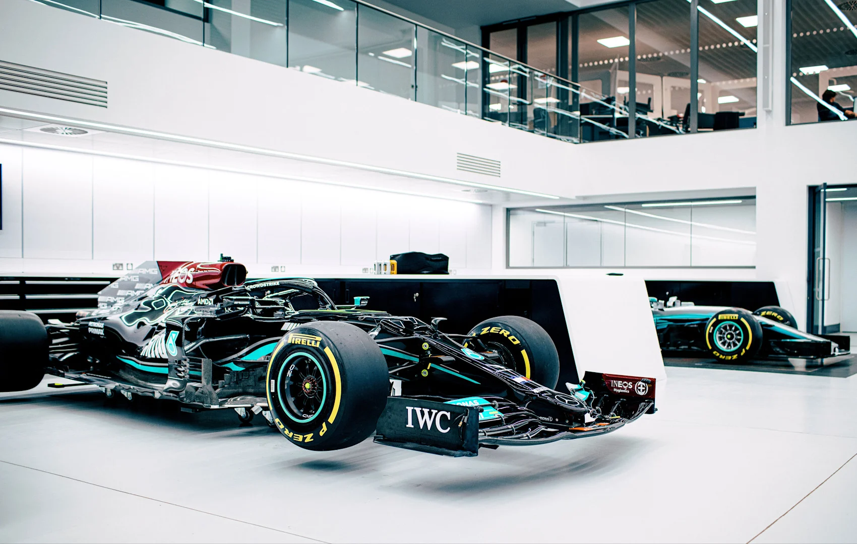 RACE BAYS