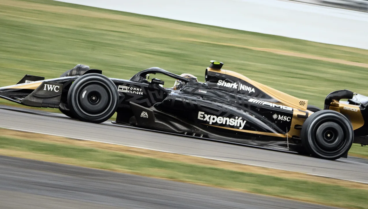 top-APXGP-car-(003)