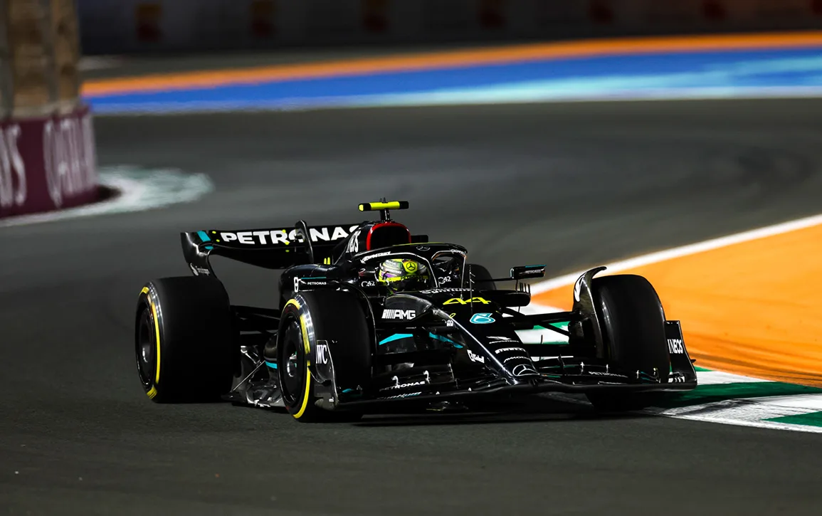 Saudi-Arabian-GP-Friday-Practice-Lewis-Hamilton