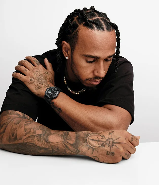 Lewis-Hamilton IW388306 02-mobile