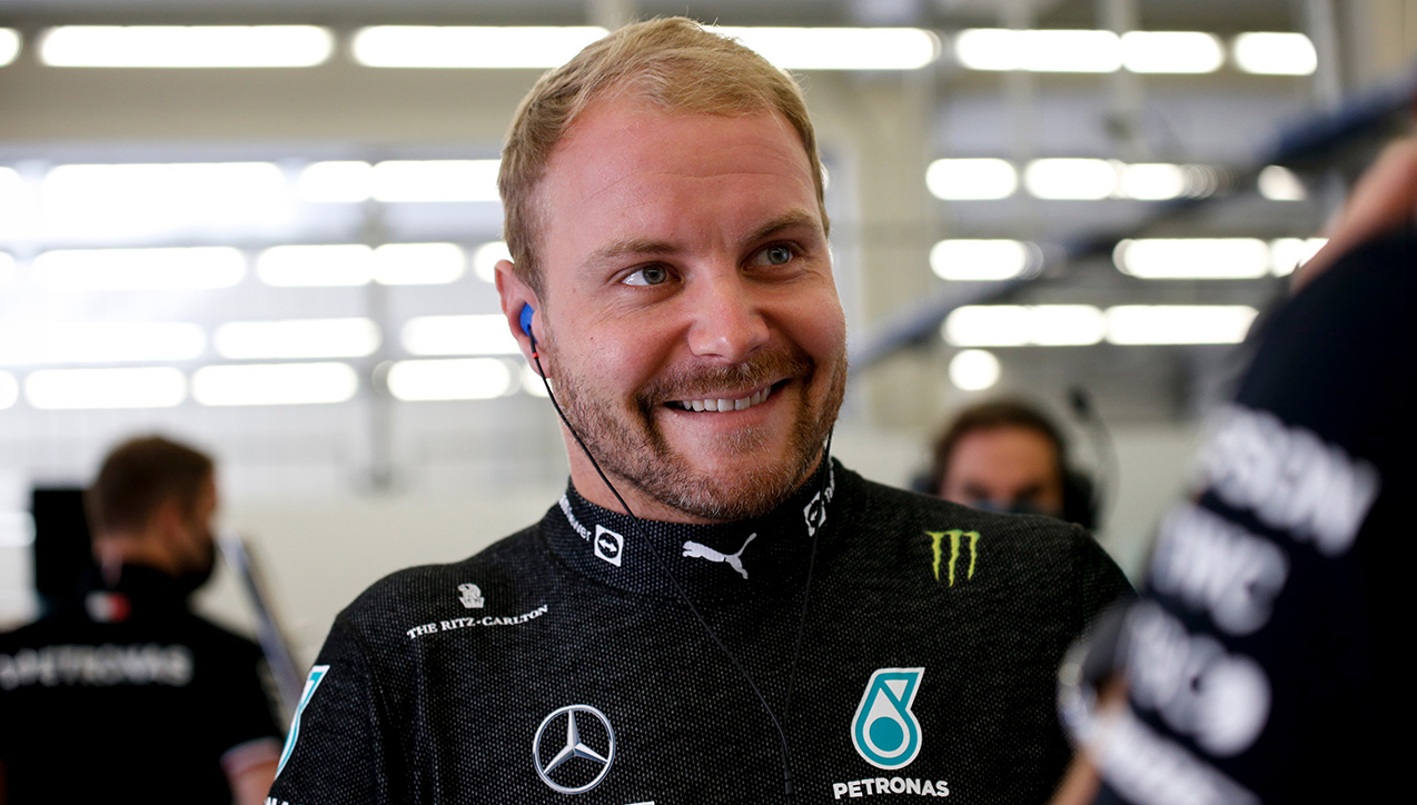 スポーツ選手 V.Bottas 2021 Mercedes Prized Shield Bottas wins sprint but Verstappen on pole at Monza | Reuters