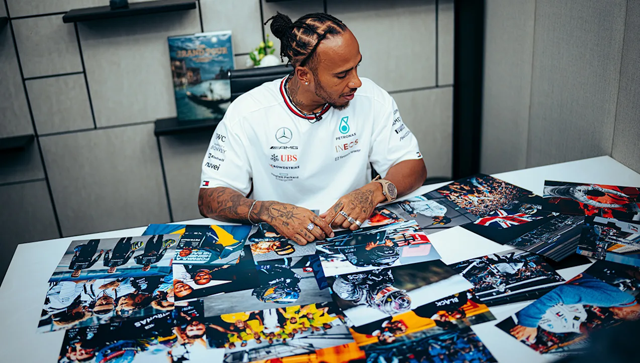 Lewis-Hamilton-Mercedes-AMG-F1-10-Years-top