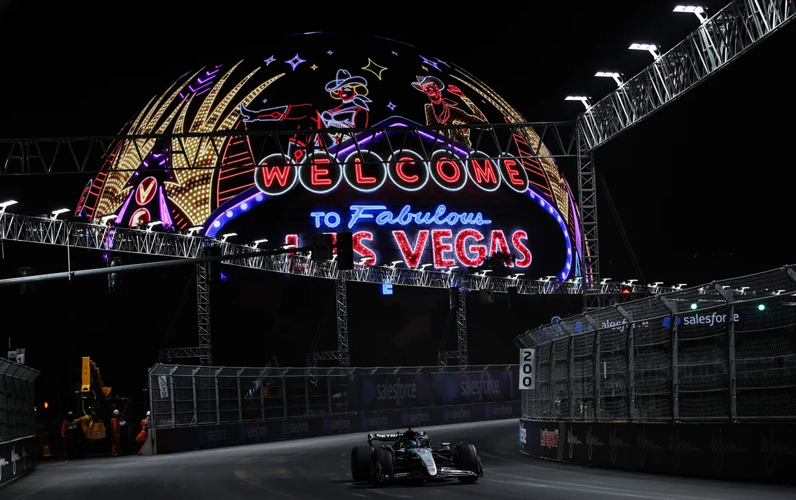 Las-Vegas-Race-Page-IMAGE-2
