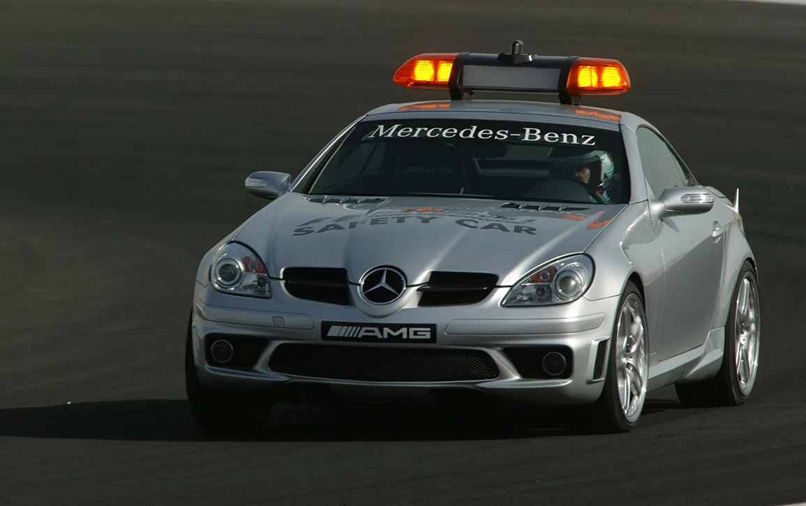 2004 2005-Mercedes-Benz-SLK-55-AMG