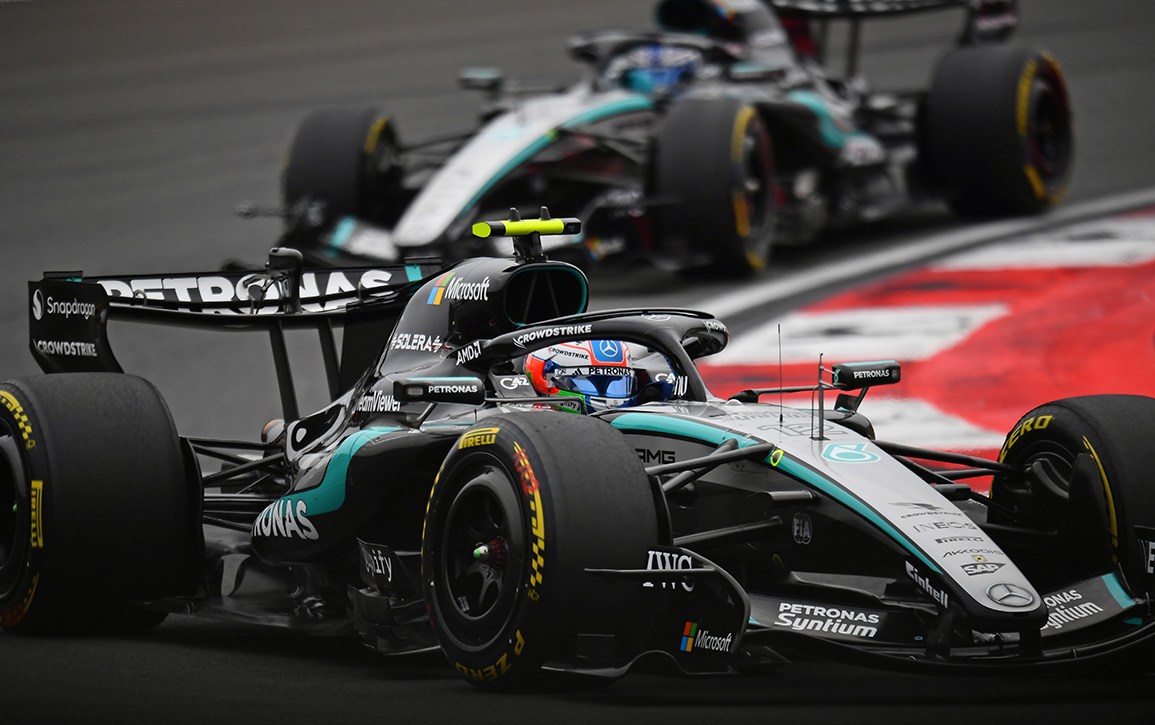 The Mercedes-AMG PETRONAS F1 Team - Mercedes-AMG PETRONAS F1 Team