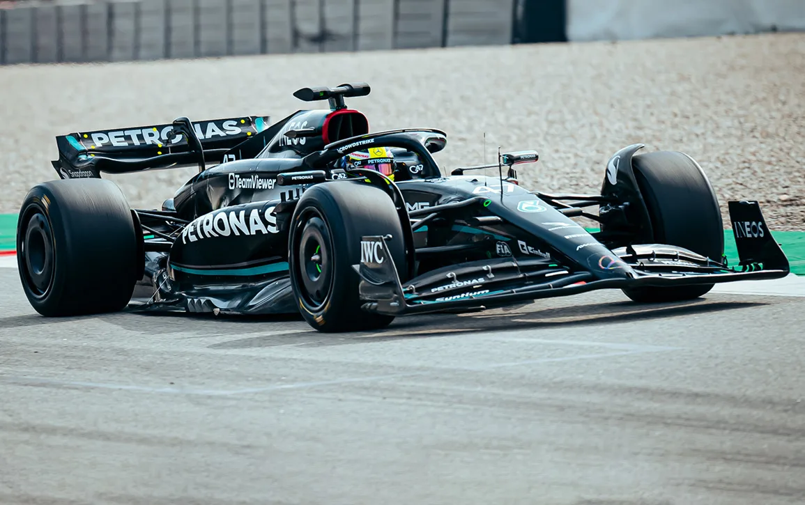 00-Mick-Schumacher-Mercedes-AMG-F1-Test-text-top