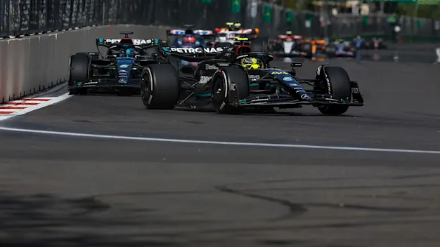 01 George Russell Lewis Hamilton Mercedes-AMG F1 Baku 2023-top