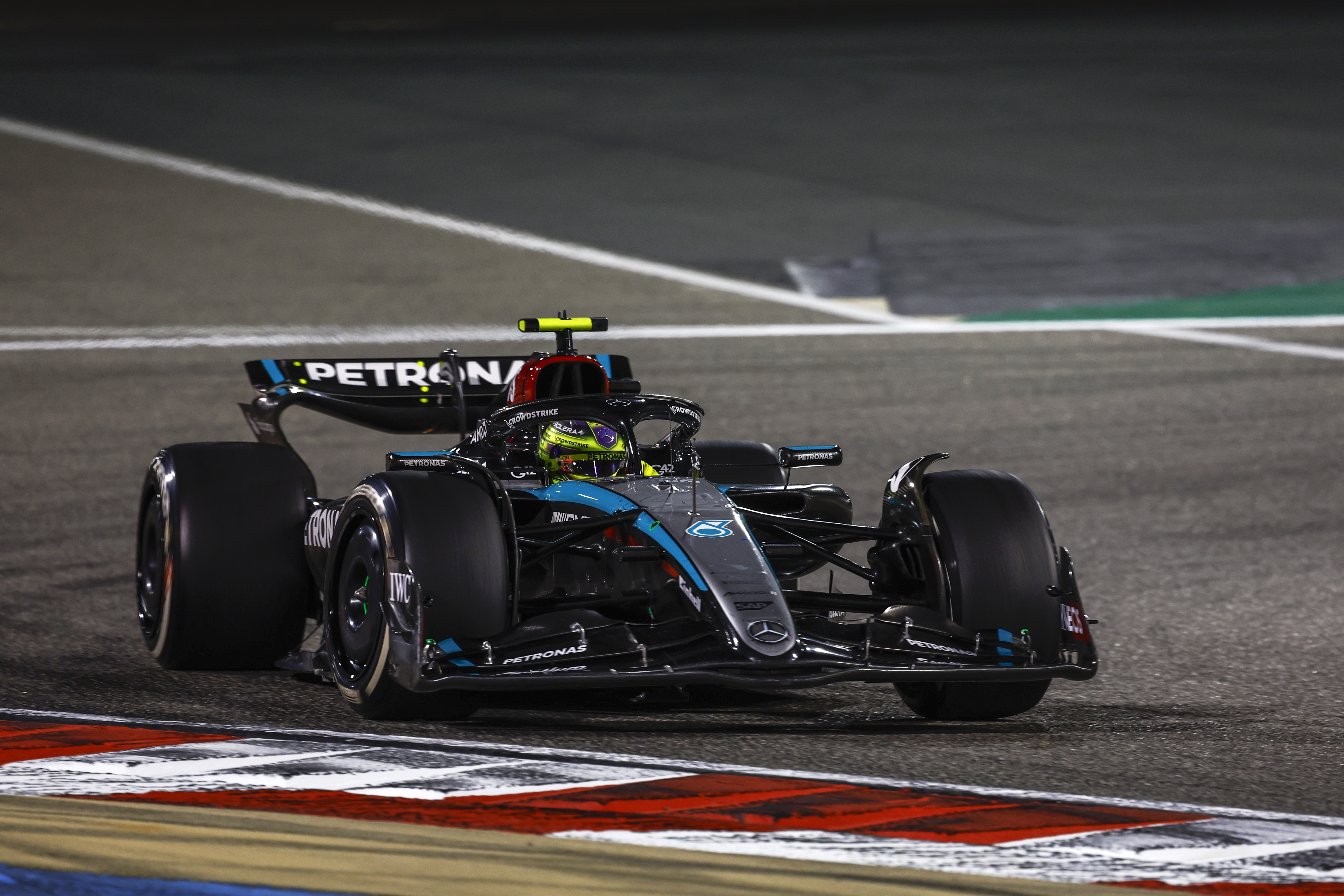 In Pictures: The Best Images From the Bahrain GP - Mercedes-AMG