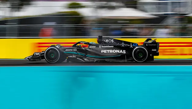 00 George Russell Mercedes-AMG F1 Miami Race top