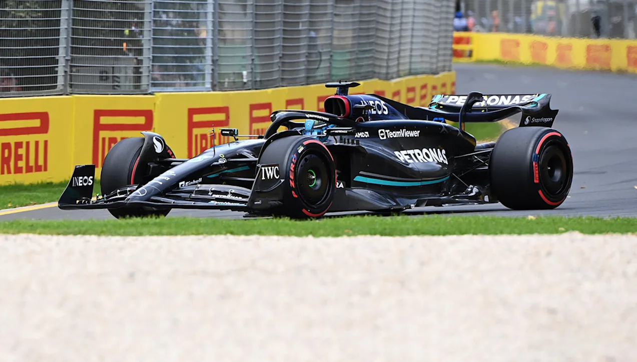 01-George-Russell-Mercedes-Melbourne-2023-Qualifying-top