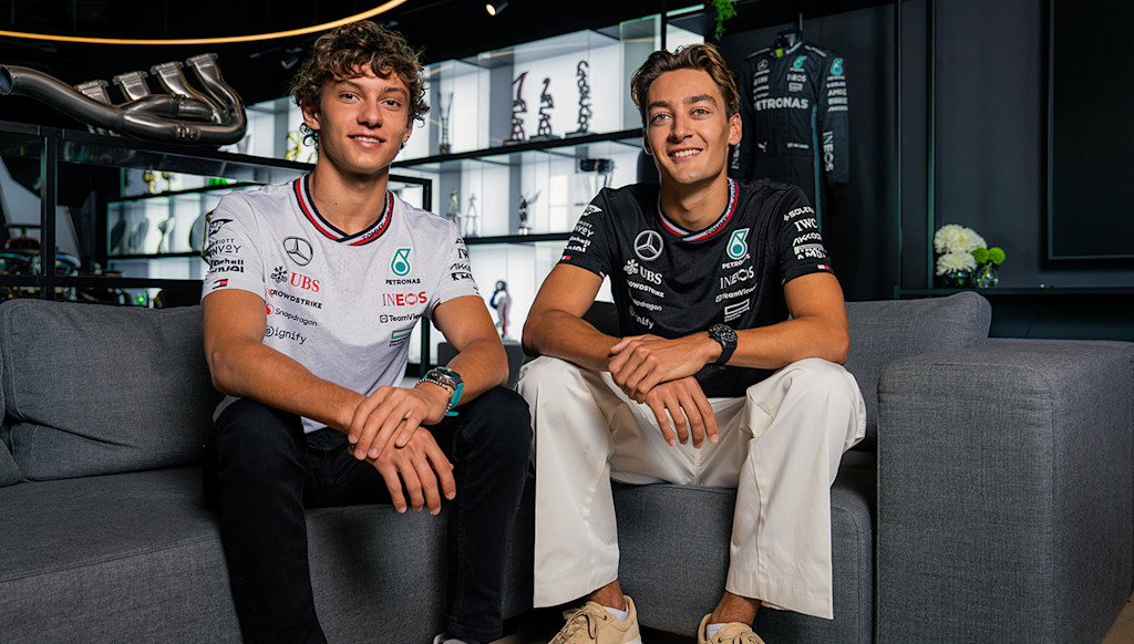www.mercedesamgf1.com