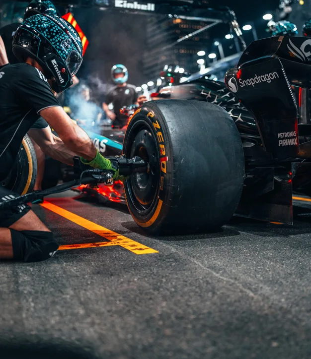 Monaco-Pit-Stop-MOBILE