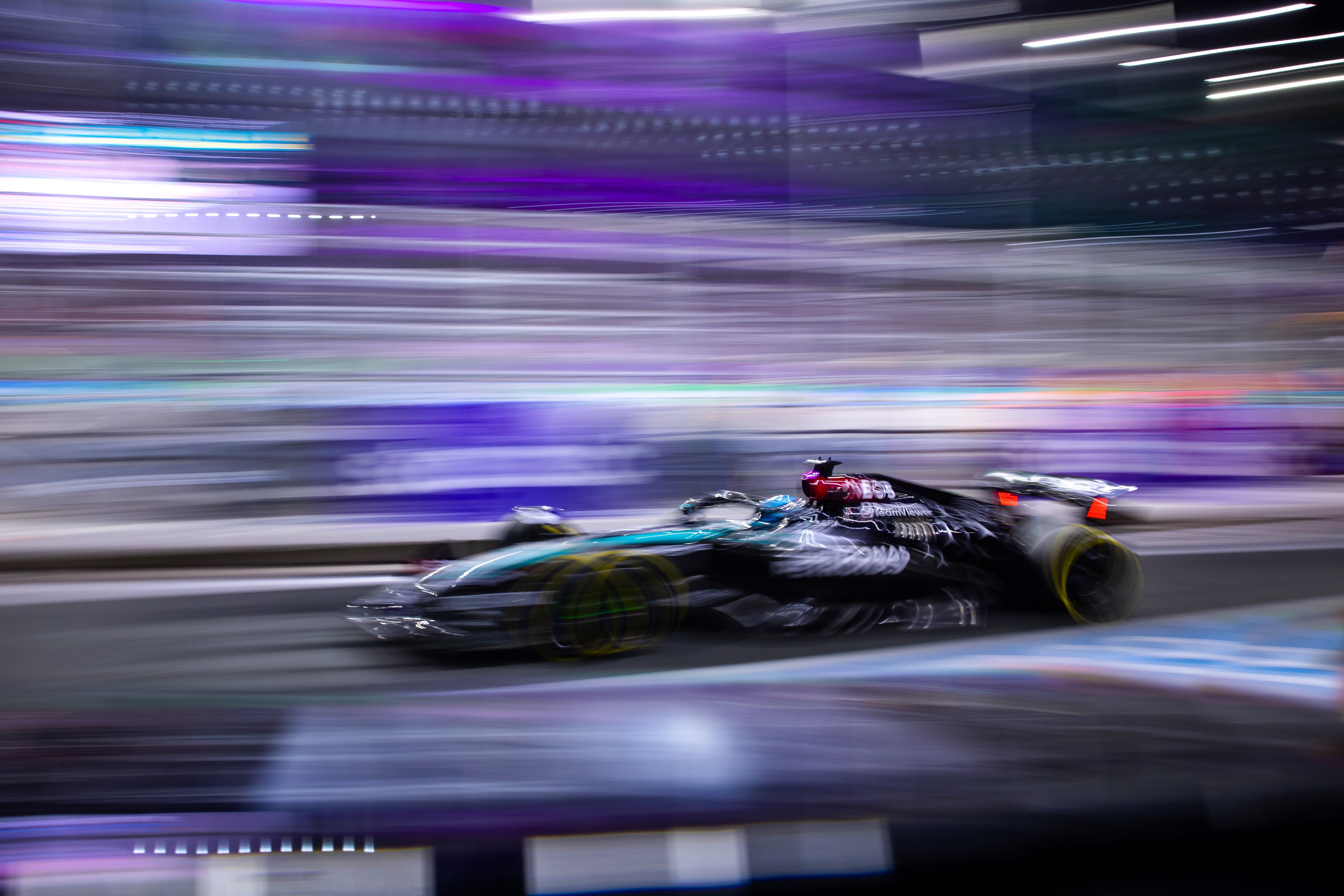 Official Mercedes-AMG PETRONAS F1 Team Website - Mercedes-AMG