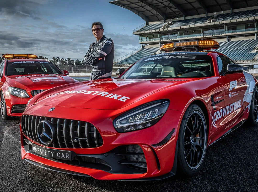 NewsImport: MQ6-10-image-20210306120332-03_Mercedes_AMG_GT_R_Safety_Car_F1_2021__24.jpg