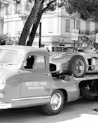 top bildM204794 Mercedes Benz W 196 R on its race transporter
