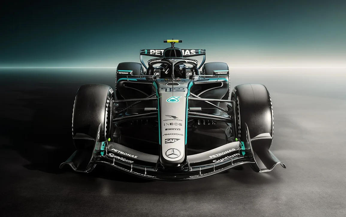 Mercedes-AMG_F1_W17_E_PERFORMANCE_-_KA_3.jpg