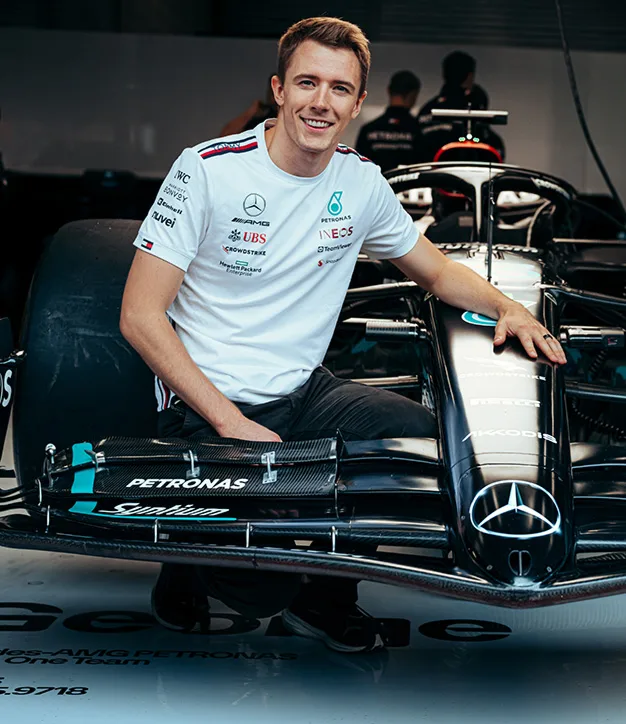 00 Frederik Vesti Mercedes-AMG-F1-mobile
