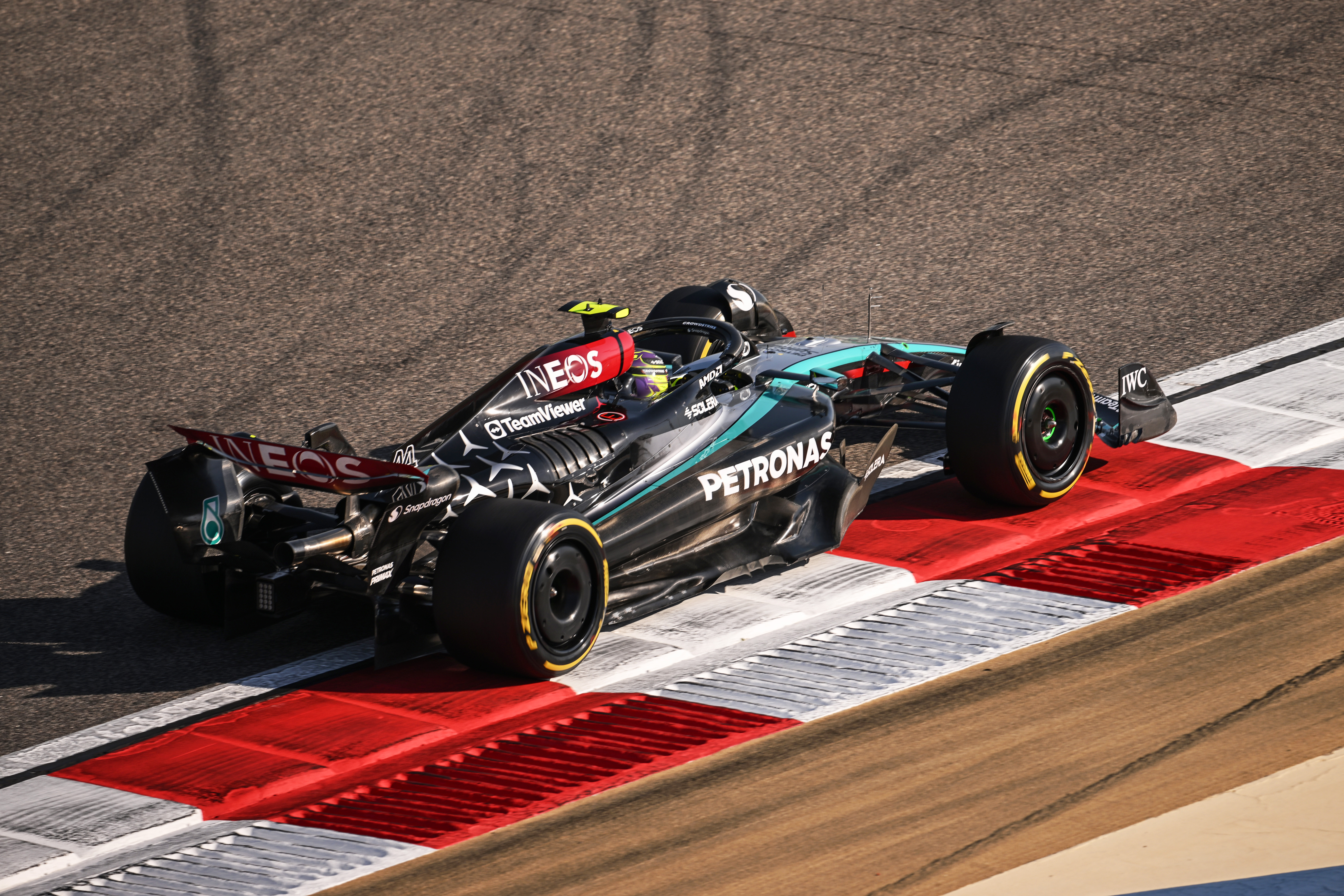 In Pictures: The Best Images From the Bahrain GP - Mercedes-AMG