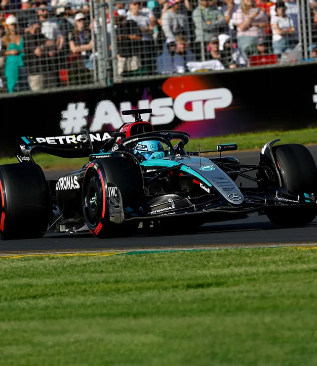 Podium As F1 Sim Racing Gets Under Way - Mercedes-AMG PETRONAS F1 Team