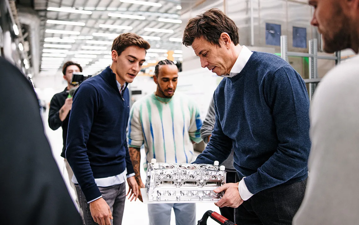 Toto Wolff George Russell Mercedes-AMG-PETRONAS-F1-Team-Sustainability