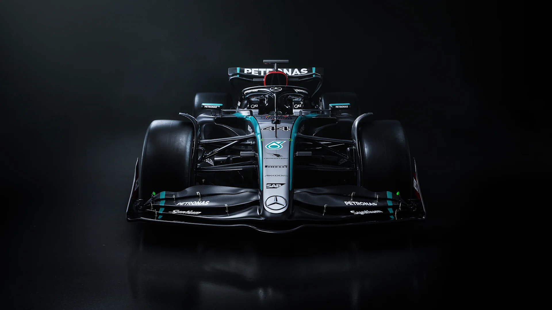 Front Low LH v001