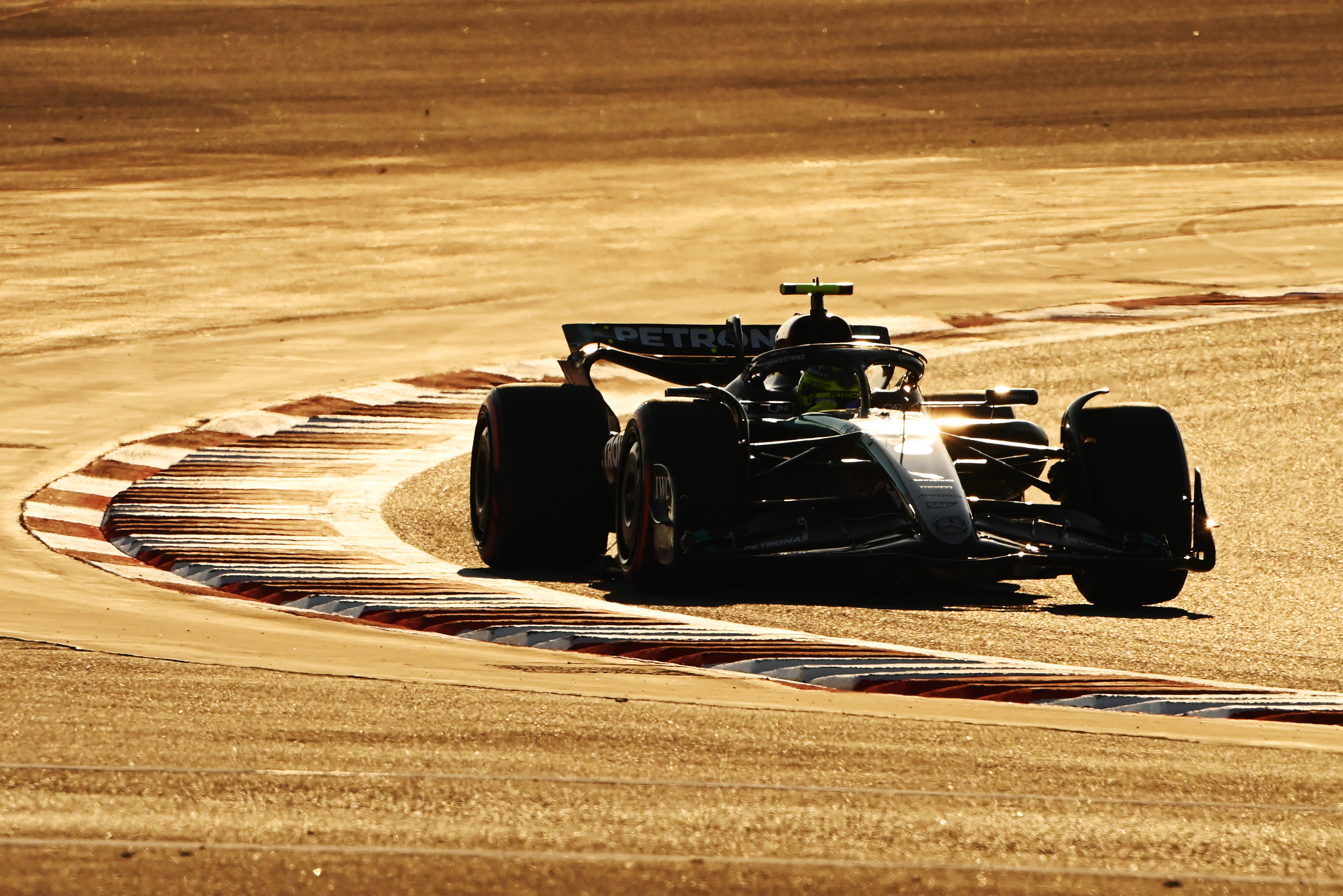 In Pictures: The Best Images From the Bahrain GP - Mercedes-AMG