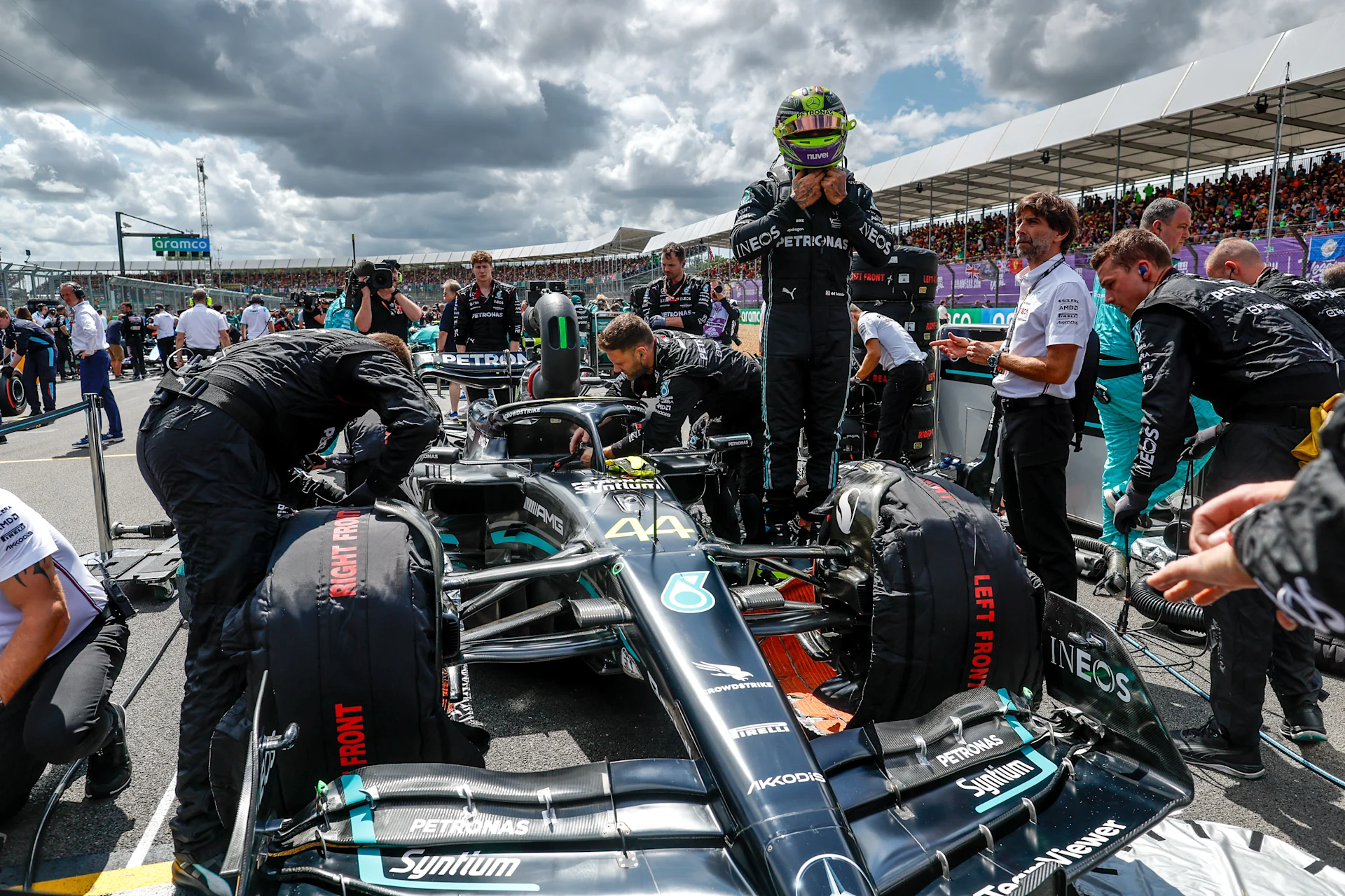 F12023GP11GBR JK098472