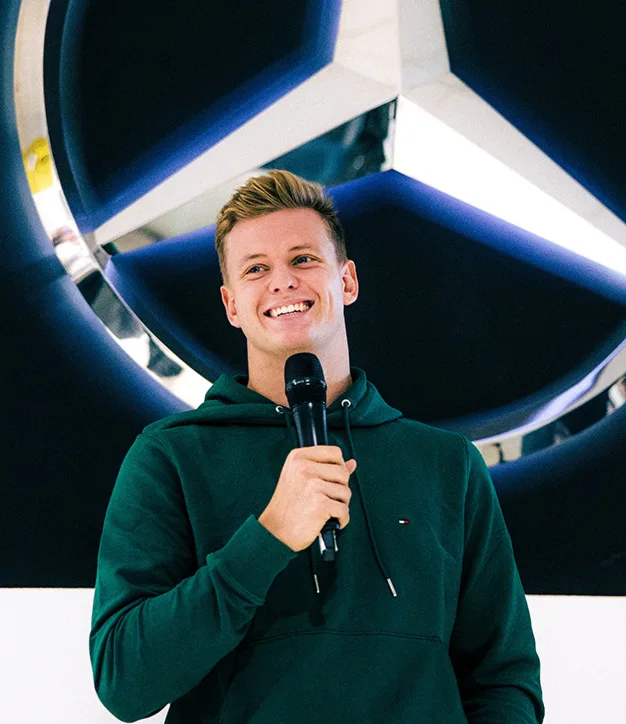 mobile-Mick-Schumacher-3