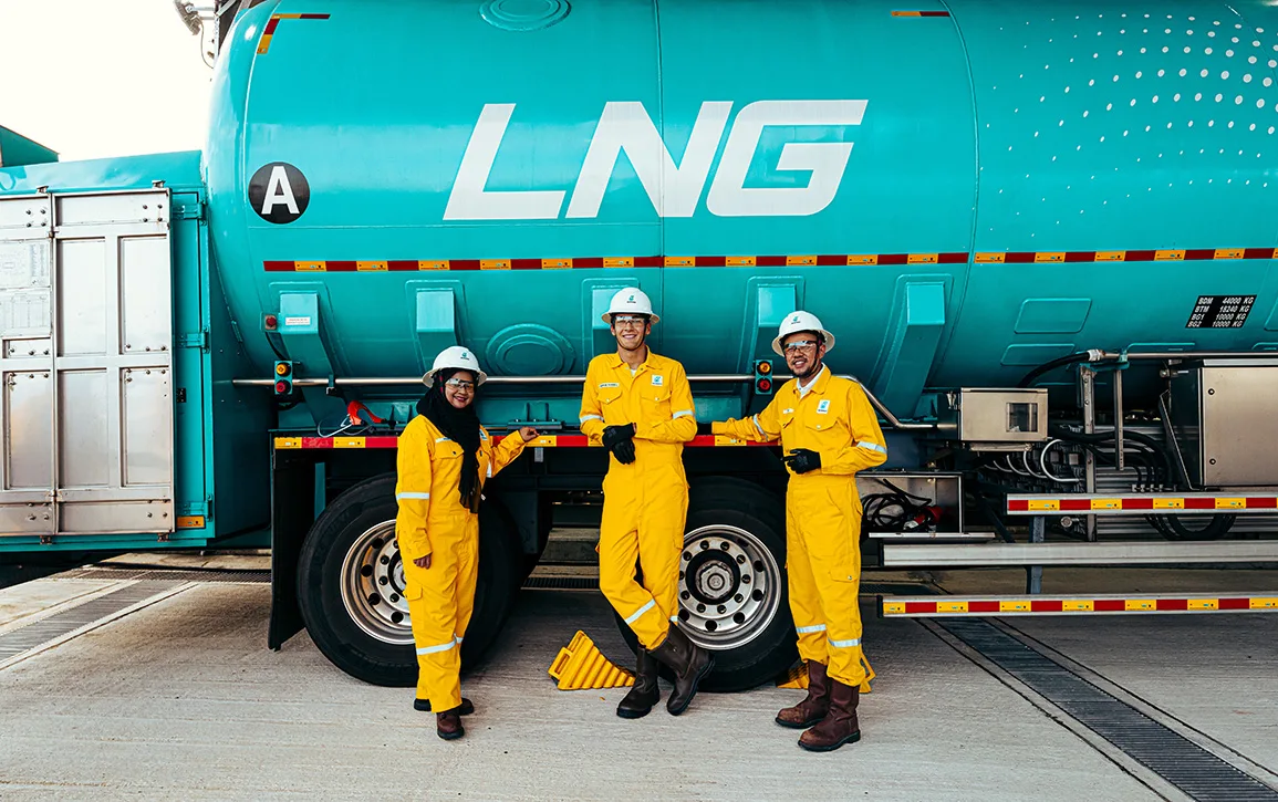 08-George x PETRONAS
