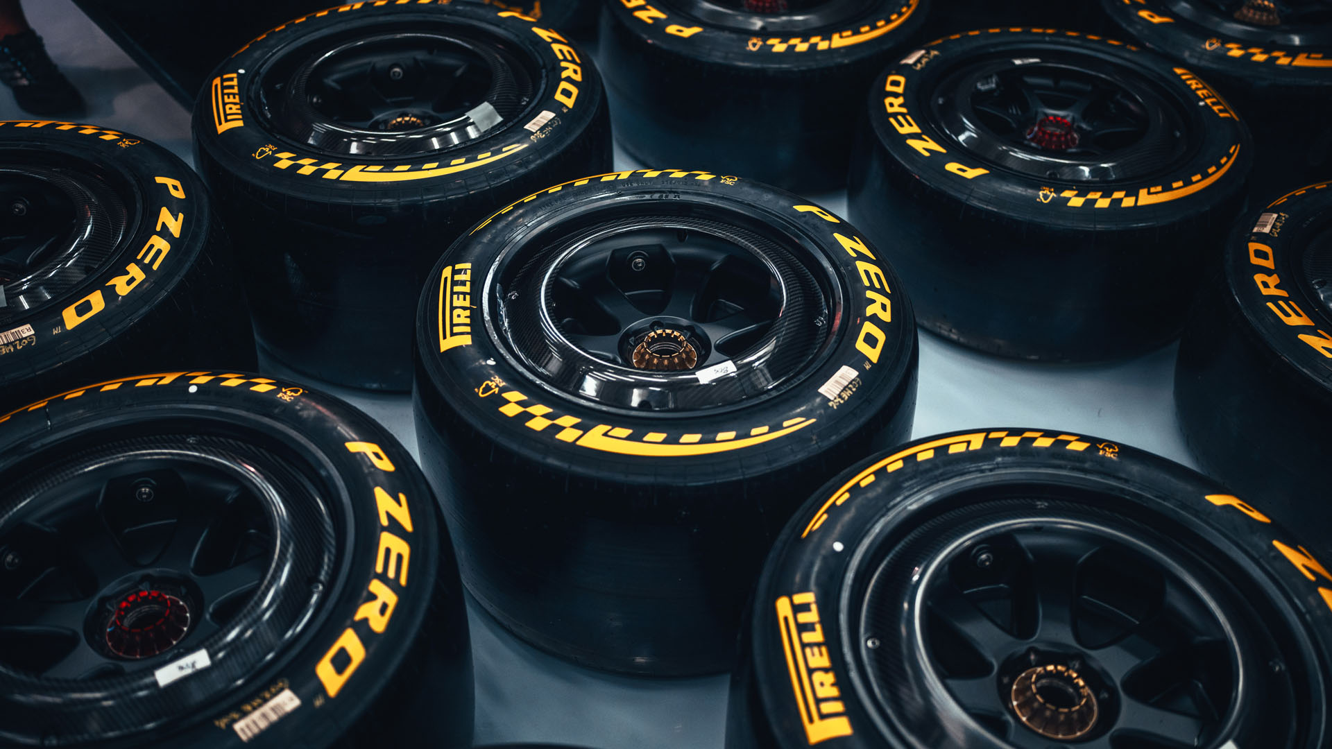 Tyres-16x9
