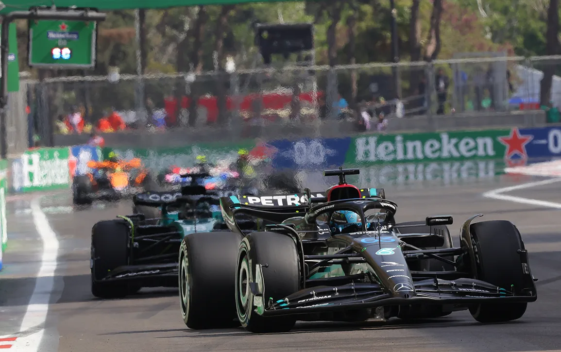 George Russell Lewis Hamilton Mercedes-AMG F1 Baku 2023