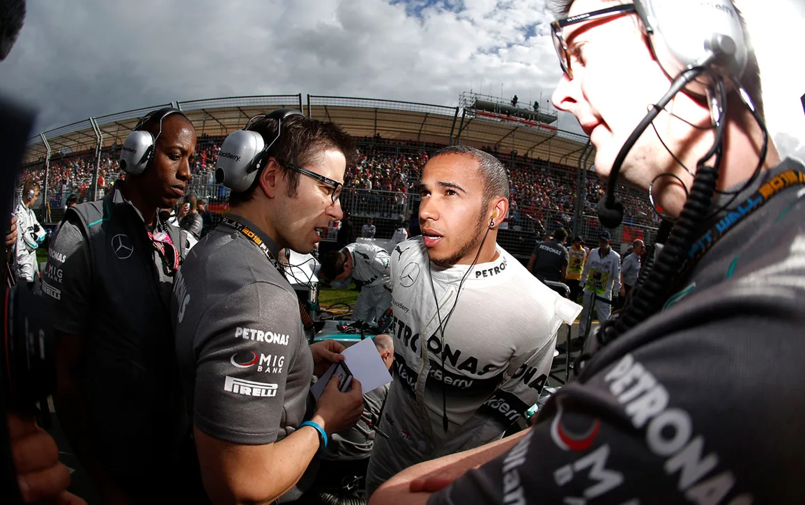 Lewis-Hamilton-Melbourne-Australian-GP-2013-Andrew-Shovlin