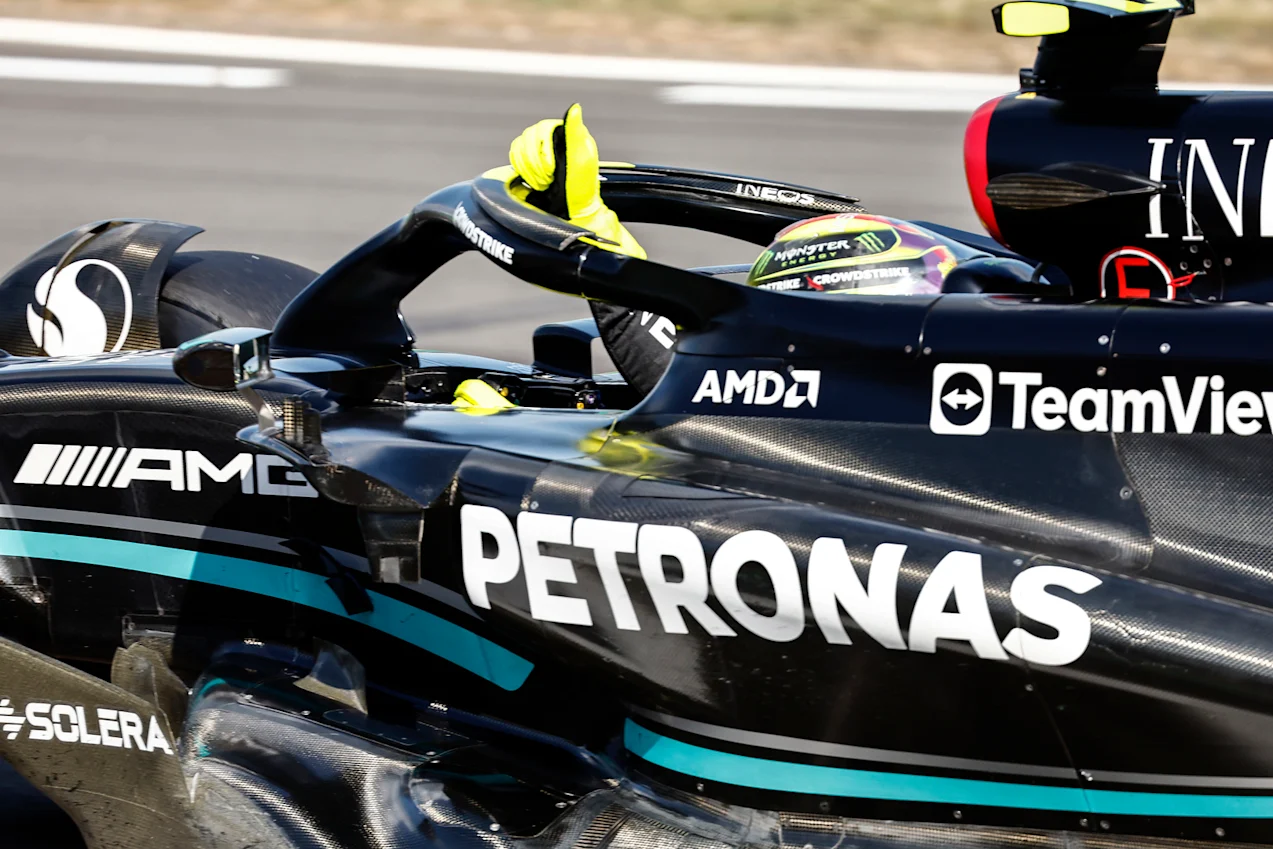 Lewis Hamilton Thumbs Up 