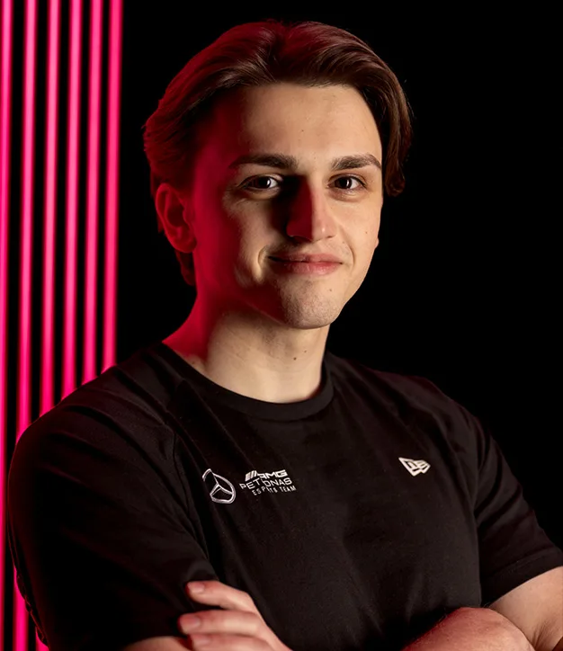 Marcel-Kiefer-Mercedes-AMG-PETRONAS-Esports-Team-mobile