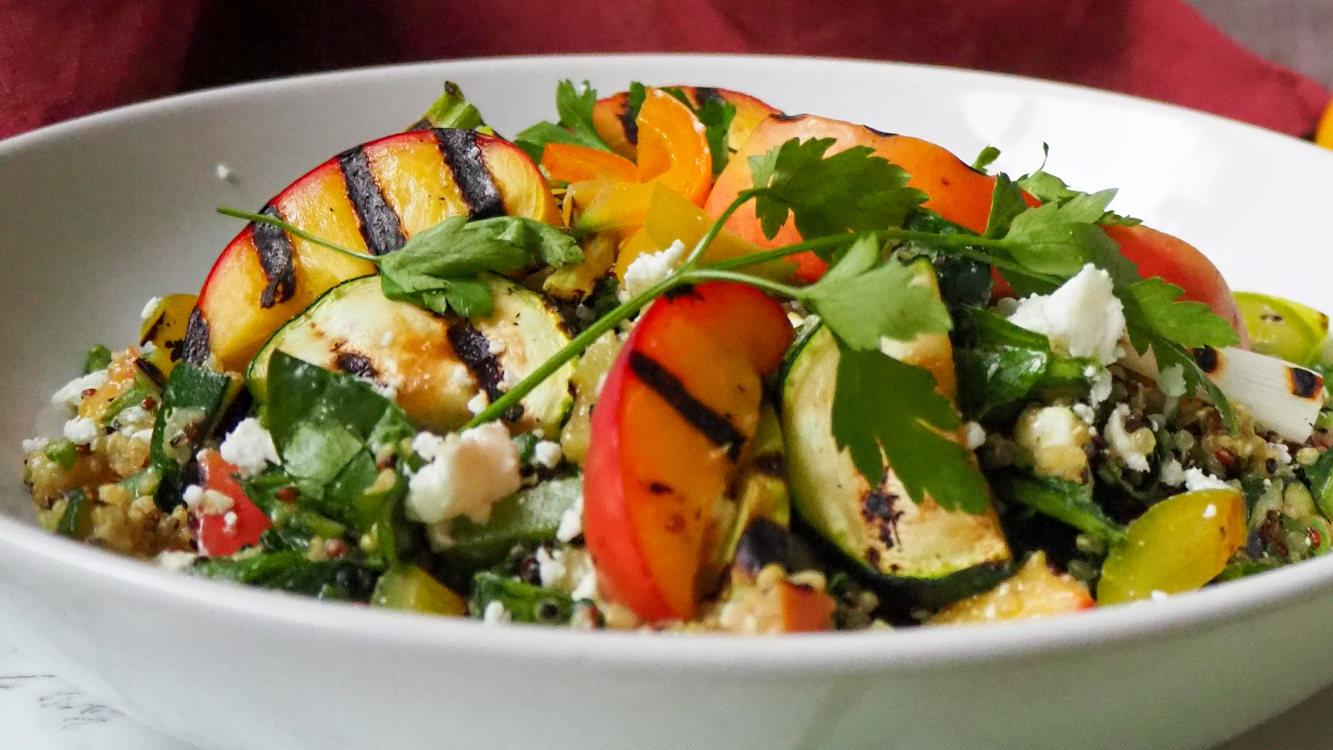 Quinoa salade met gegrilde groente en nectarine - Blog