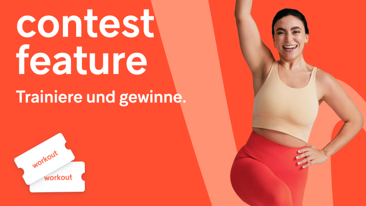 Frau in Sportkleidung macht eine Yoga-Pose, Text 'contest feature Trainiere und gewinne', zwei Workout-Tickets unten links.