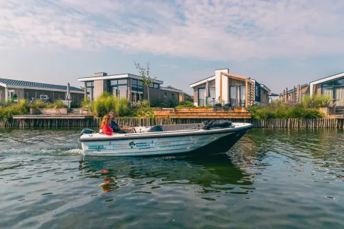 EuroParcs De Kraaijenbergse Plassen Boot Varen