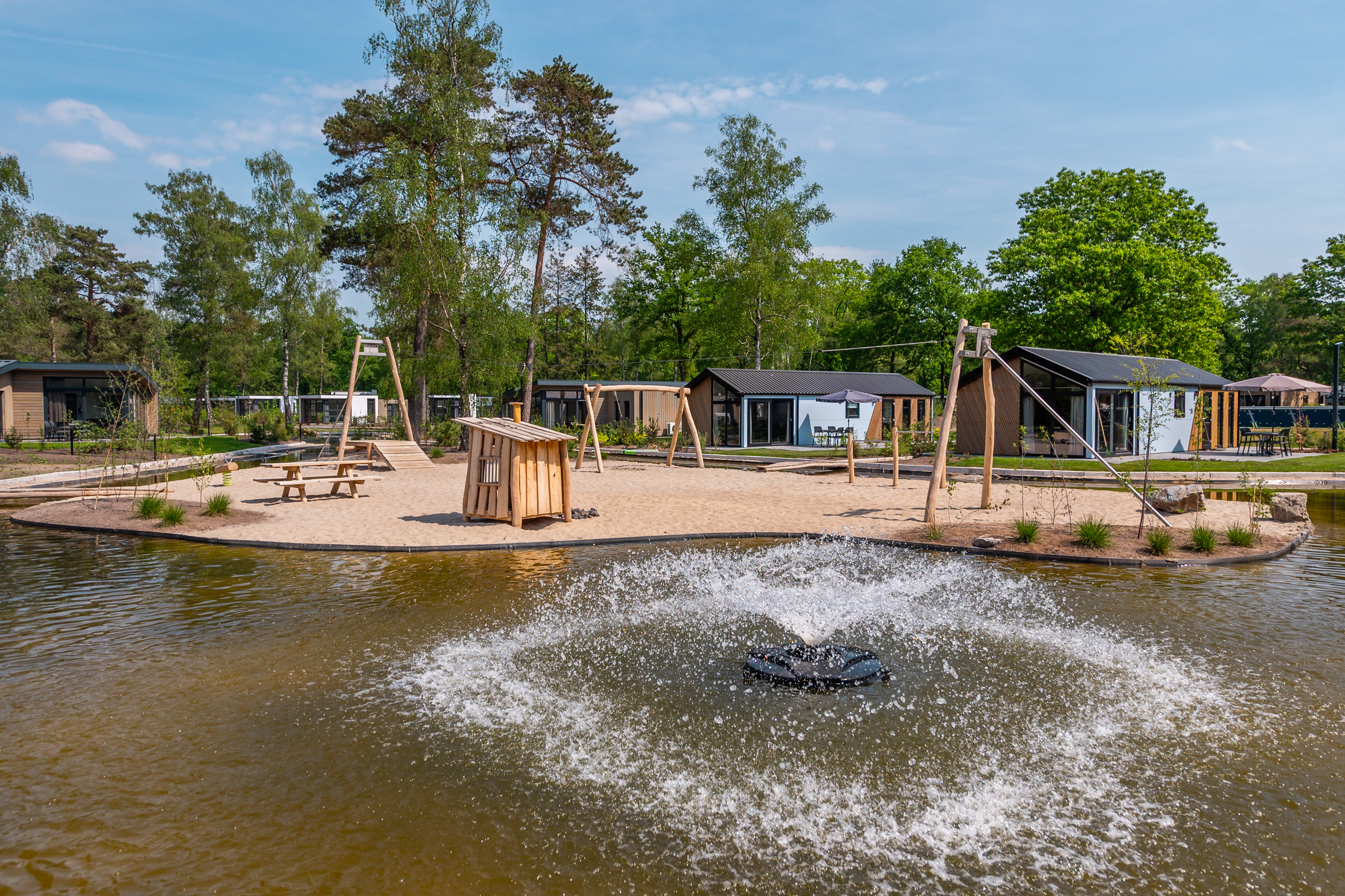 EuroParcs De Hoge Veluwe playground at the water