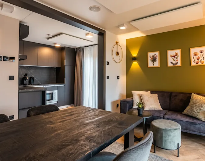 EuroParcs Ossiacher See Enzian4 Waterfront kitchen living room 5