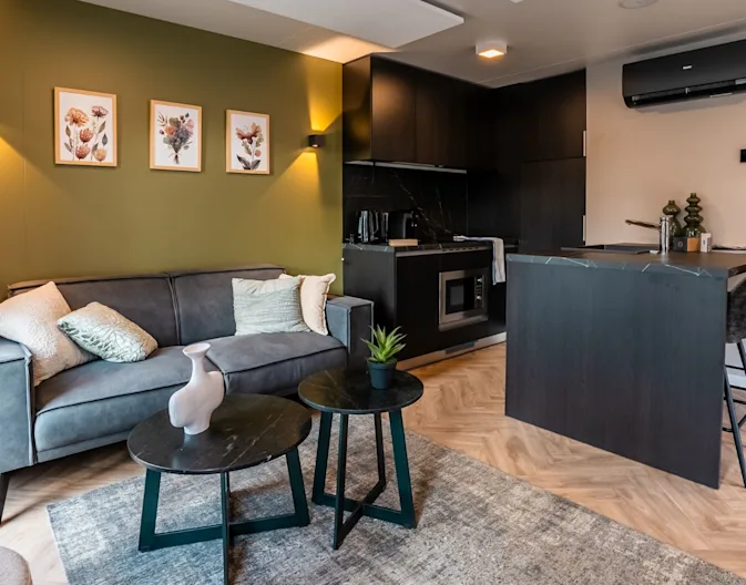 EuroParcs Ossiacher See Rose2 living room kitchen 2