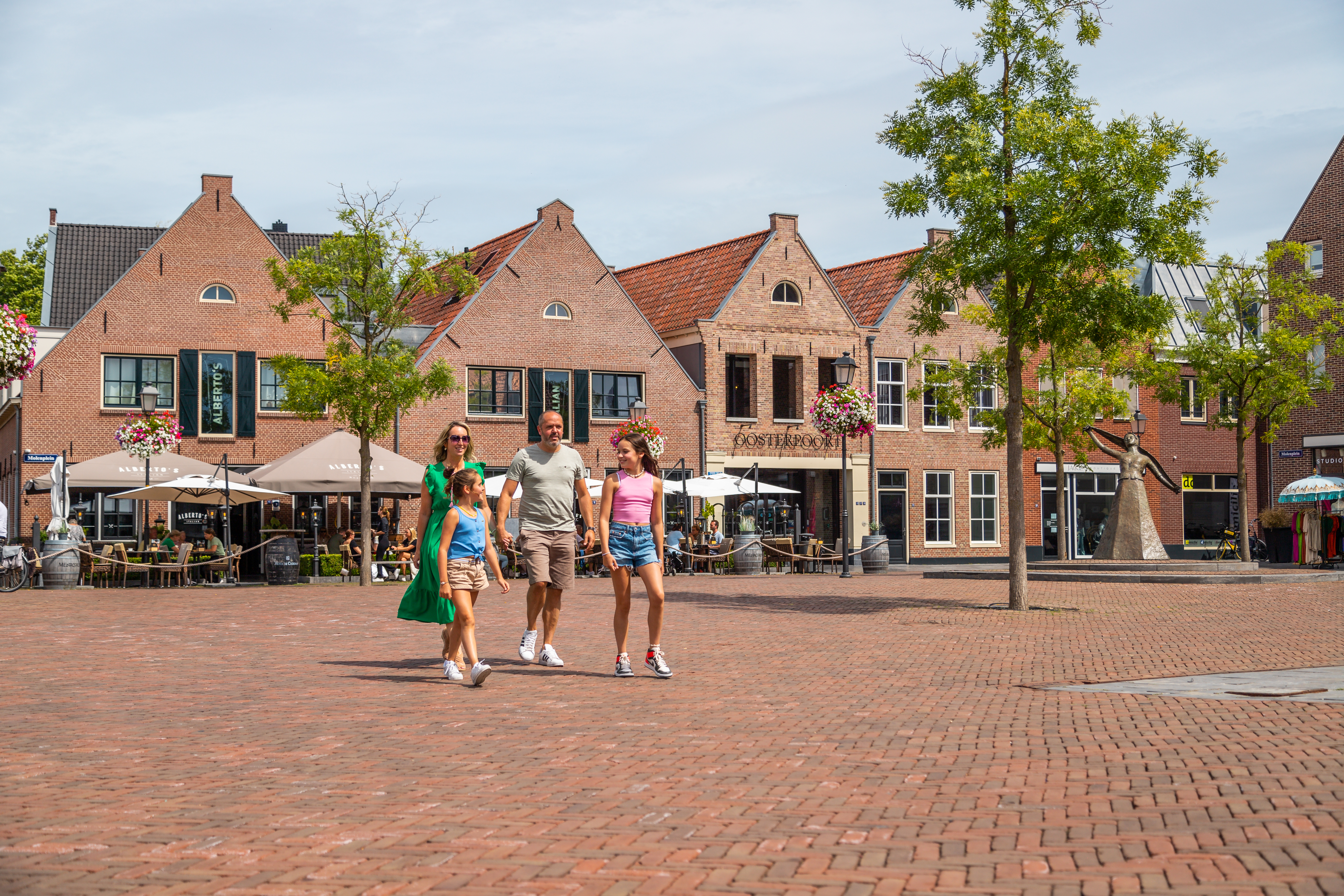 EuroParcs Bad Hulckesteijn surroundings family in city