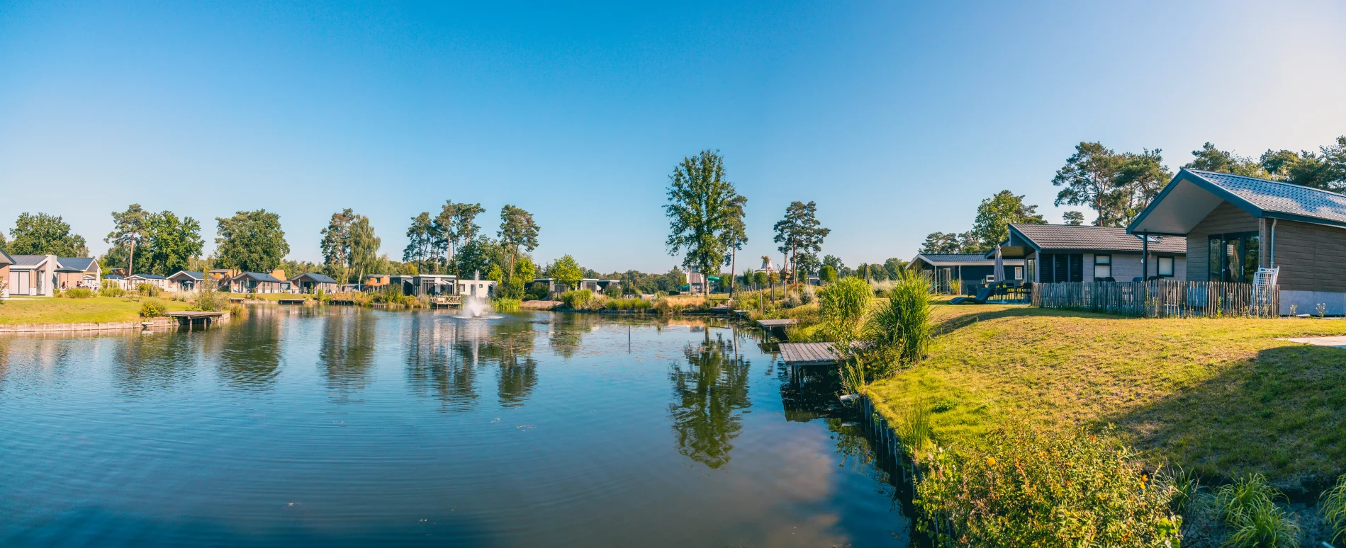 Zilverstrand - Panorama - Water - Houses