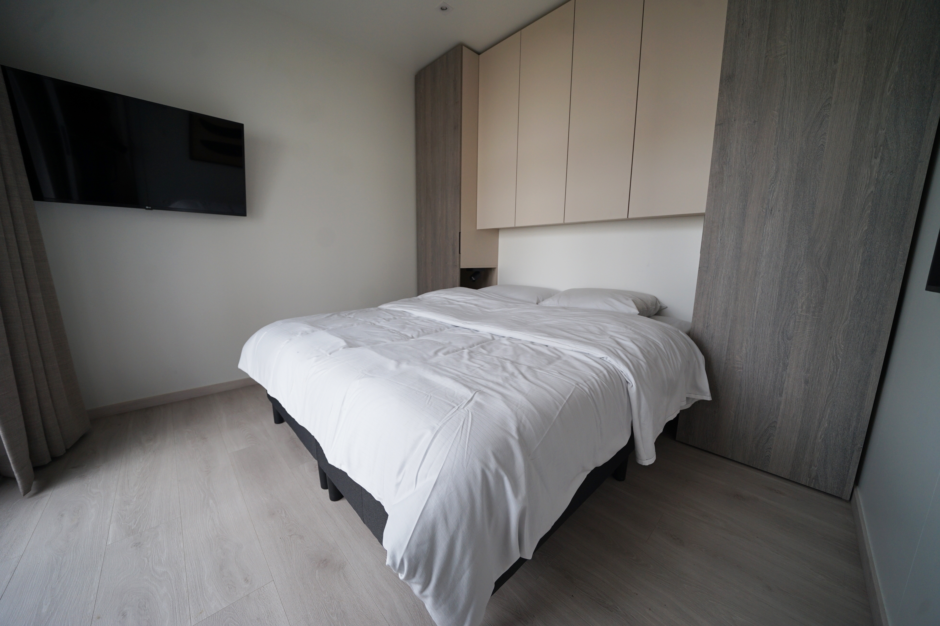 europarcs-hoge-kempen-lake-house-6-bedroom-1