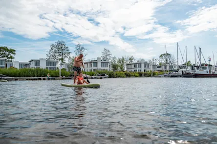 EuroParcs Bad Hulckestijn SUP on the water